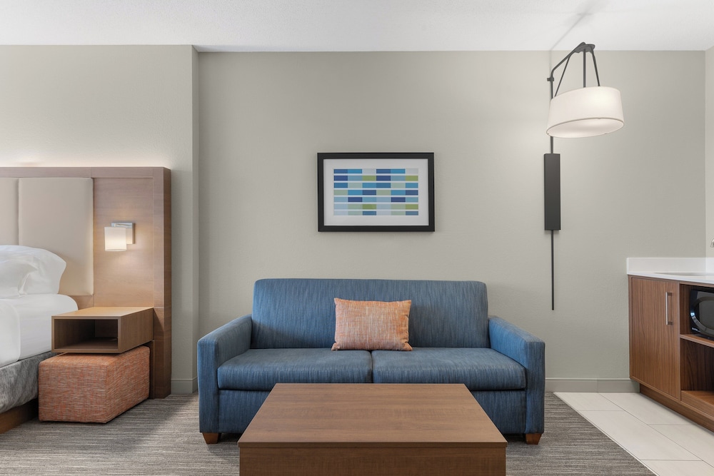 Holiday Inn Express Coralville by IHG - photo 18