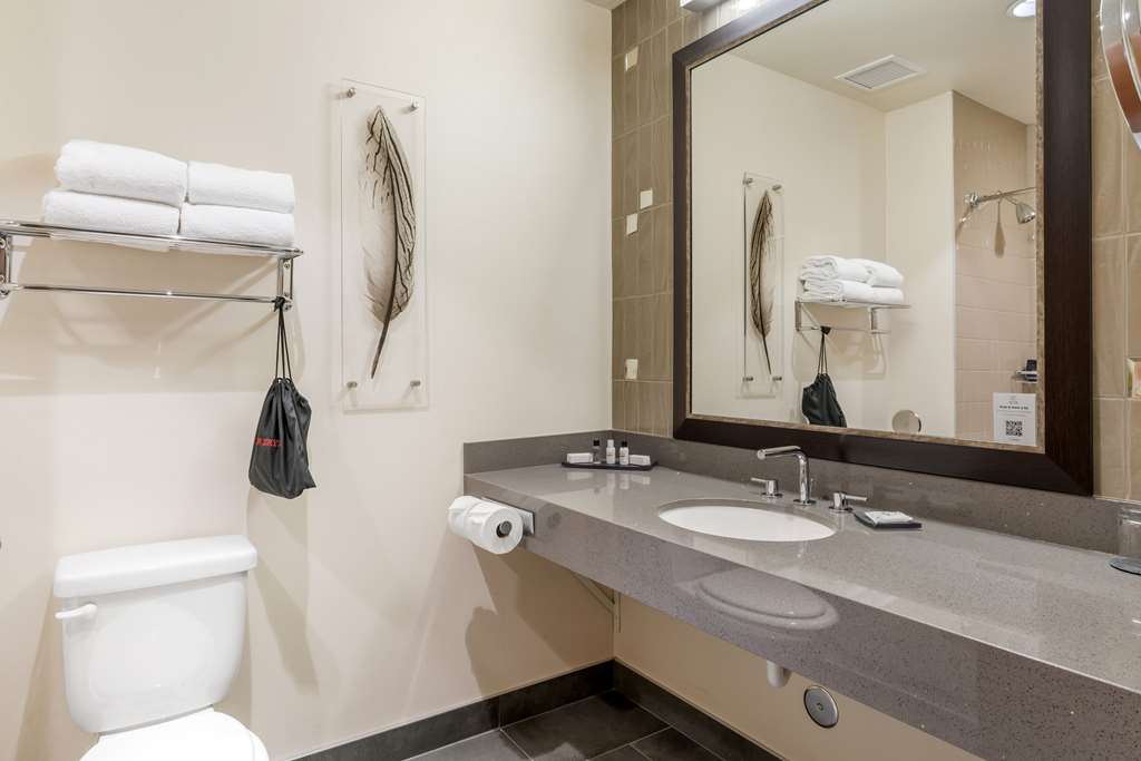Best Western Premier Boulder Falls Inn - photo 34