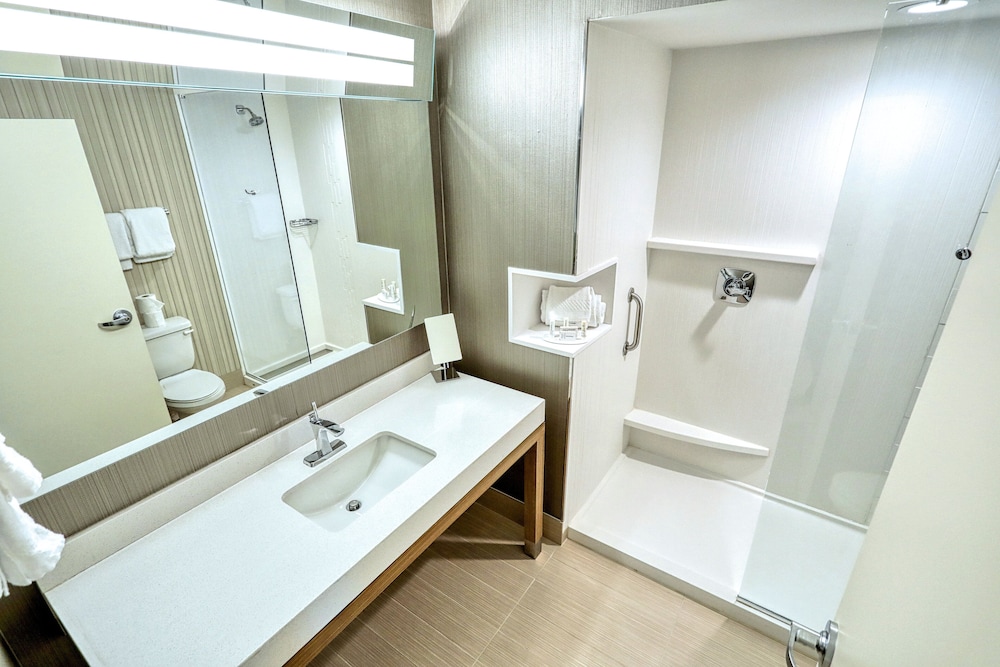 Courtyard by Marriott North Brunswick - photo 18