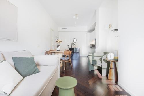 Easylife Superbo appartamento vicino al Duomo — 4-Star Luxury Hotel in Milan, Italy