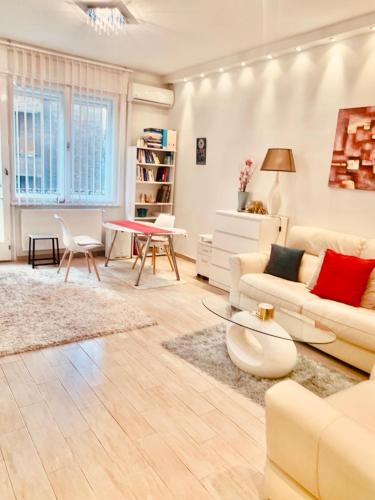 SunDeluxe & Balcony — 4-Star Luxury Hotel in Budapest, Hungary