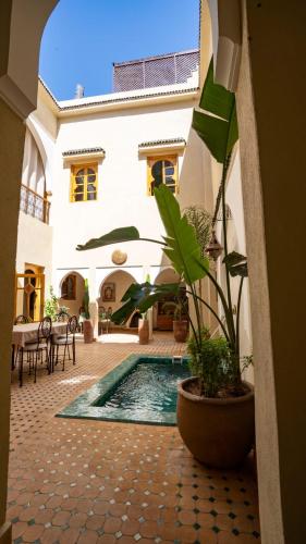 Riad Saadaoui — 4-Star Luxury Hotel in Marrakesh, Morocco
