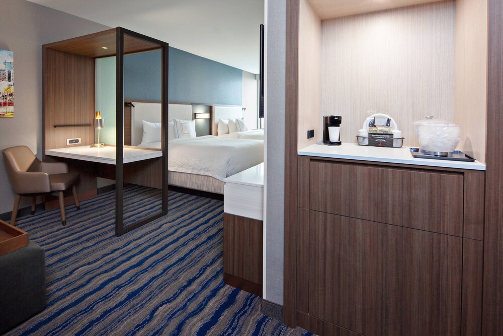 SpringHill Suites by Marriott Escondido Downtown - photo 13