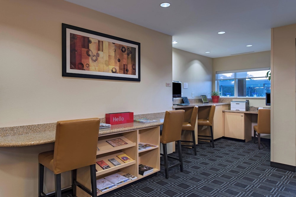 TownePlace Suites Fayetteville Cross Creek - photo 29