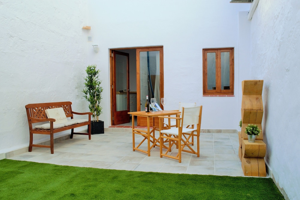 Hotel Ses 5 Claus in Ciutadella, Spain