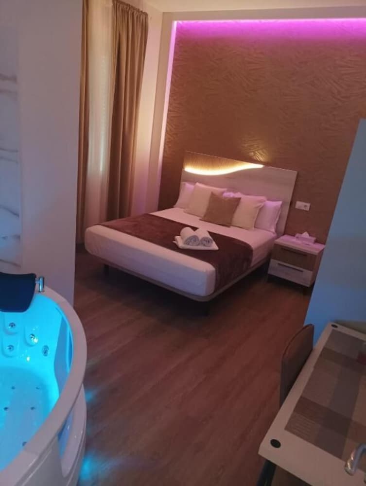 Paradise Suites Madrid Hortaleza Madrid