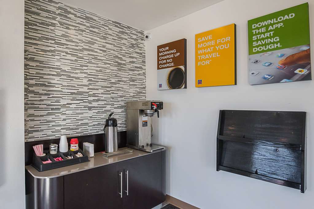 Motel 6 Marshalltown IA - photo 20