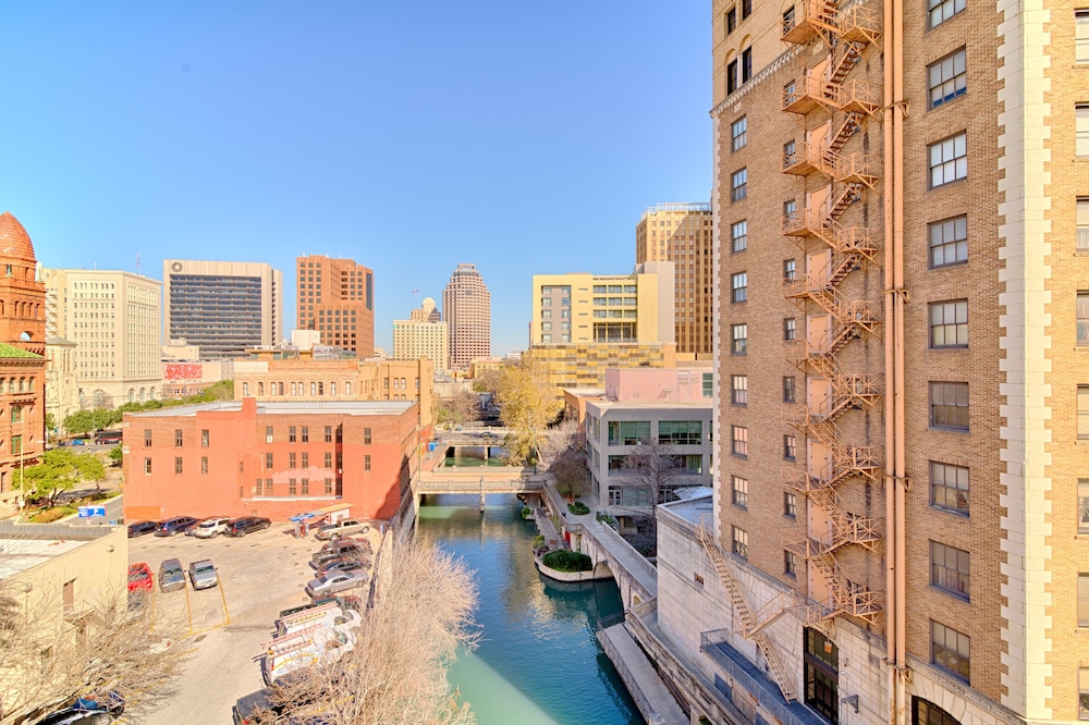 Riverwalk Plaza - photo 208