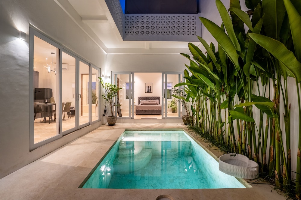 Eden Cemagi Villa — 4-Star Luxury Hotel in Bali, Indonesia
