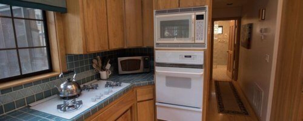 Gold Mountain Manor - photo 16