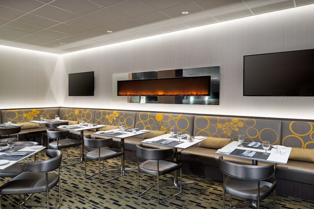 Hilton San Francisco Airport Bayfront - photo 53
