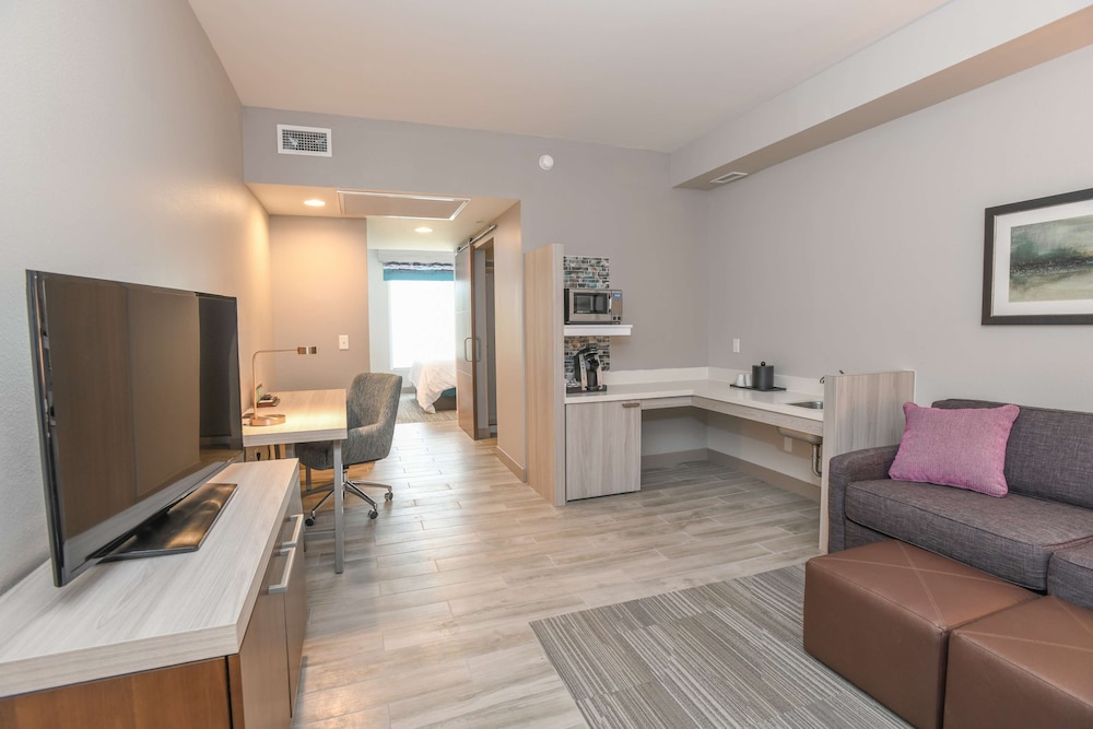 Hilton Garden Inn Cincinnati Midtown - photo 21