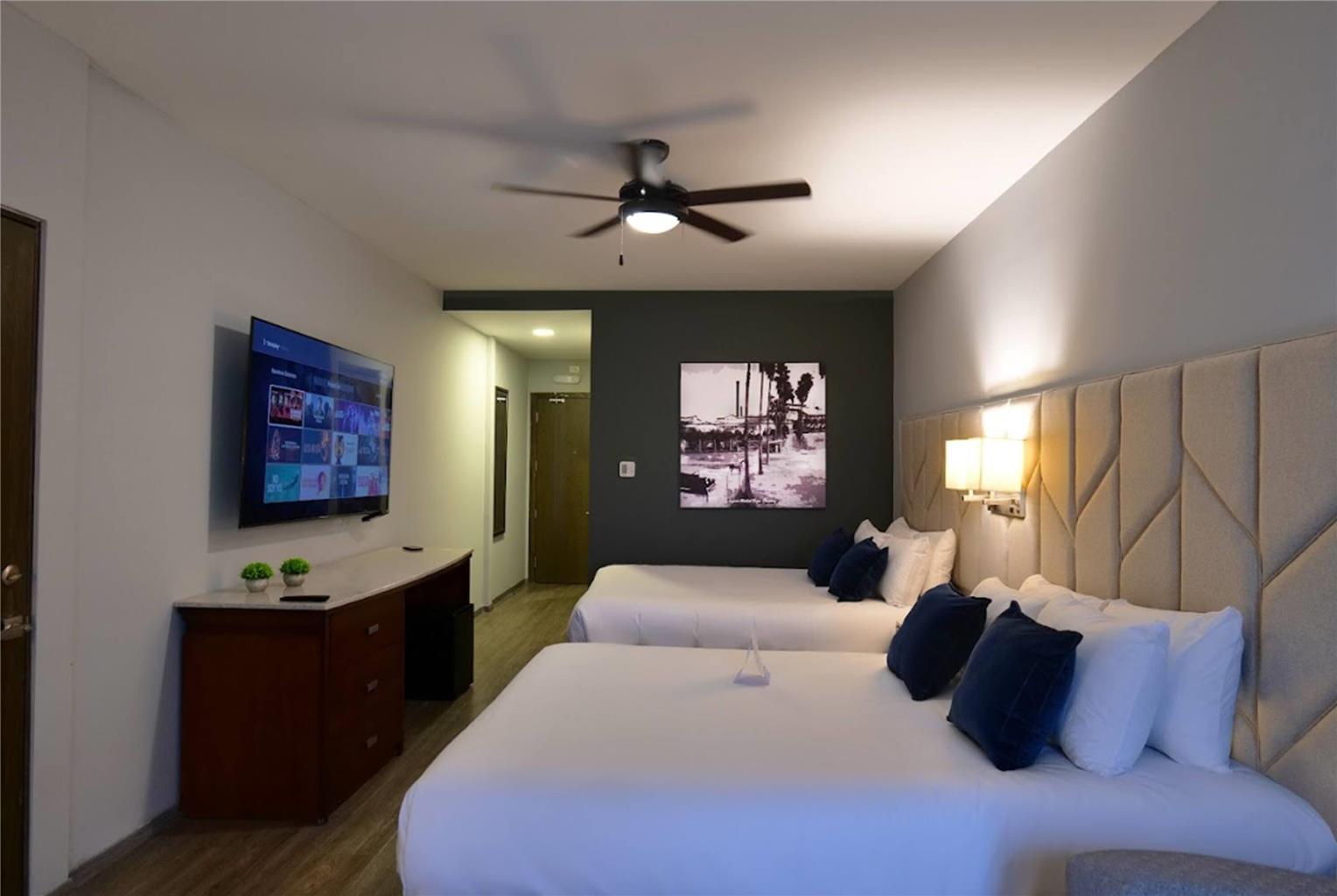 Guest room