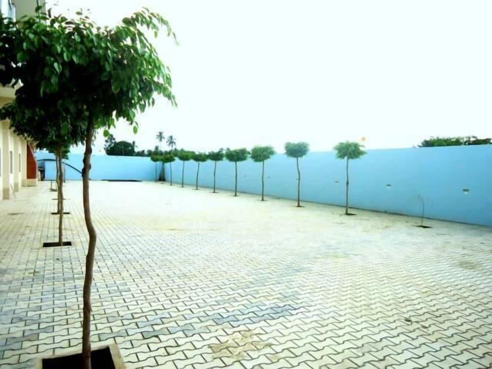 Hotel Nova America — Teixeira De Freitas