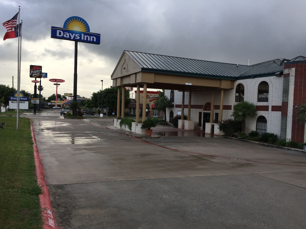 Days Inn by Wyndham New Braunfels - photo 26