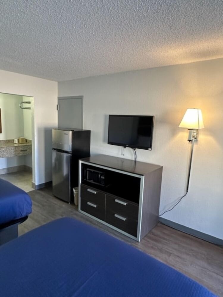 Homelodge Newnan - photo 36