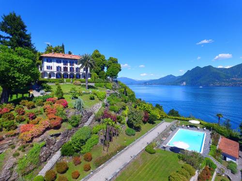 Villino San Remigio Gracious villa with pool & views — 4-Star Luxury Hotel in Verbania, Italy