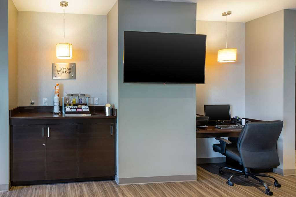 Sleep Inn & Suites Tampa South - photo 41
