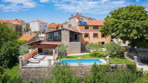 Villa Zamask by Villas Holiday — 4-Star Luxury Hotel in Pazin, Croatia