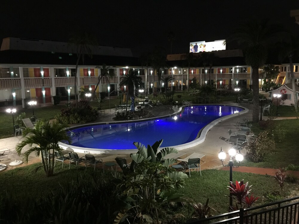 Rodeway Inn Holiday FL - photo 21