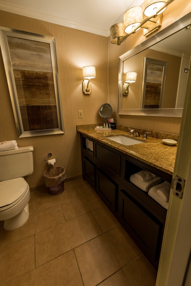 Interlaken Inn & Resort - photo 8