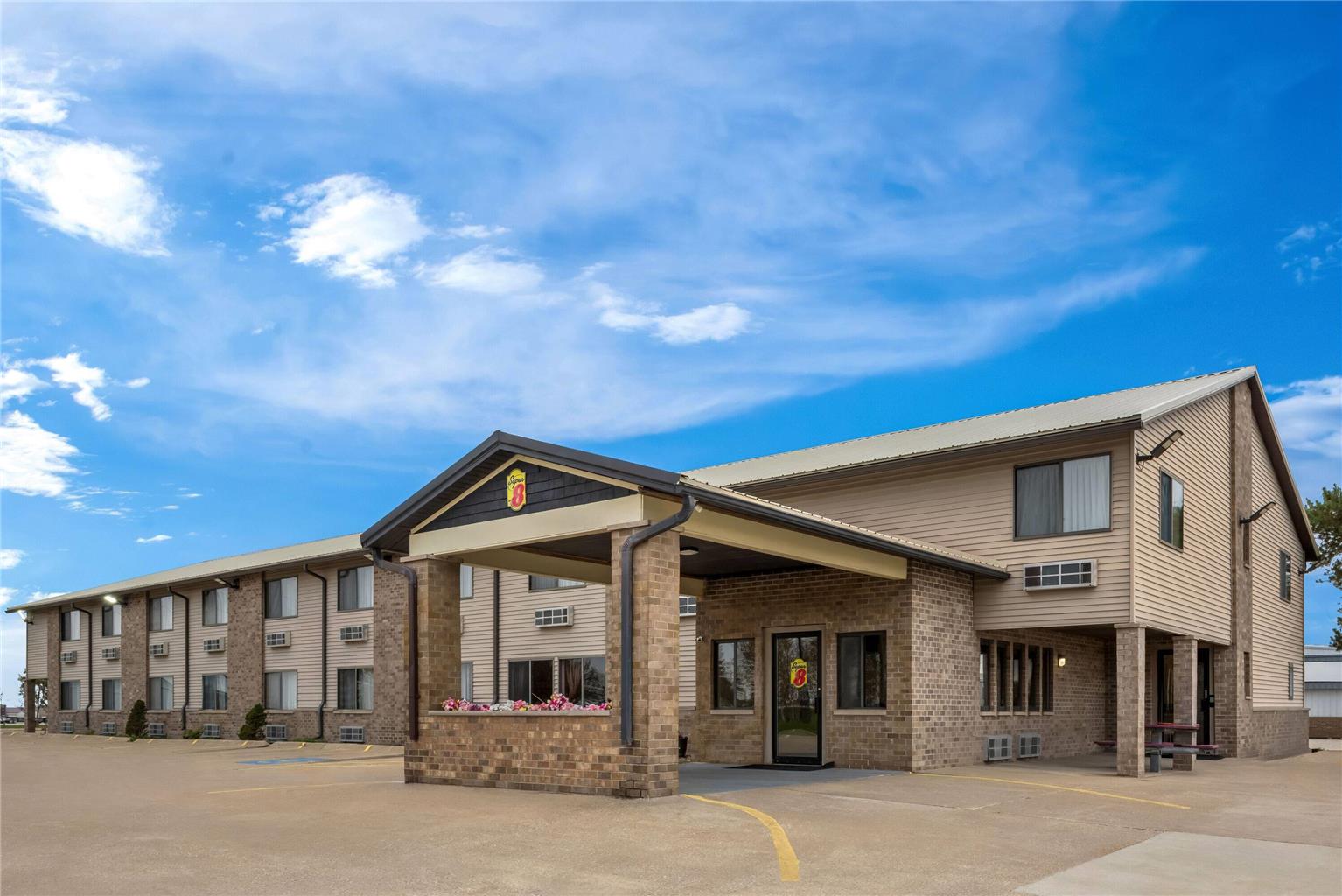 Super 8 by Wyndham Jefferson in Jefferson, United States