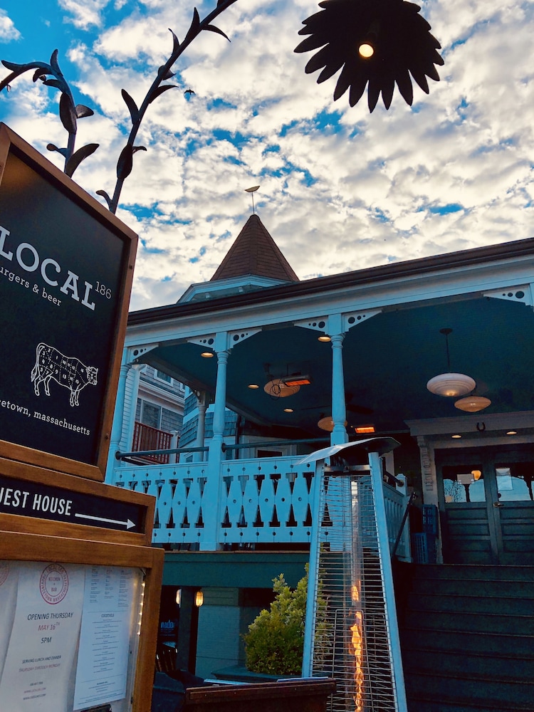 Enzo - carbon neutral hotel in Provincetown