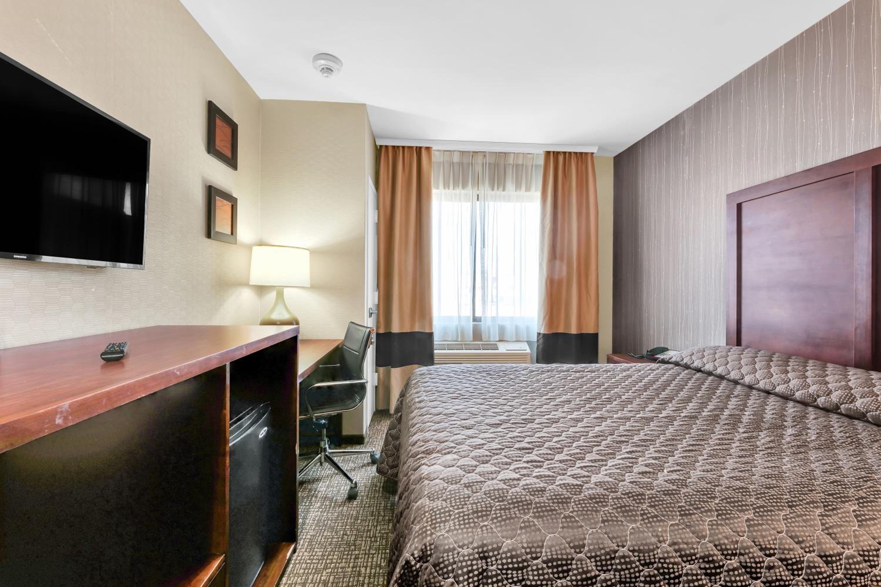 Hotel Pergola JFK Airport - photo 37