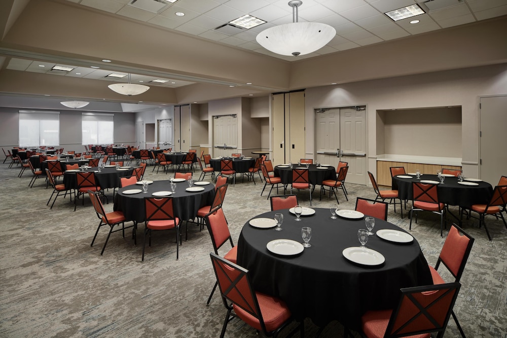 Hilton Garden Inn Phoenix North Happy Valley - photo 42