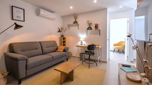 Amazing 3BDR Duplex in Lisbon by LovelyStay — 4-Star Luxury Hotel in Lisbon, Portugal