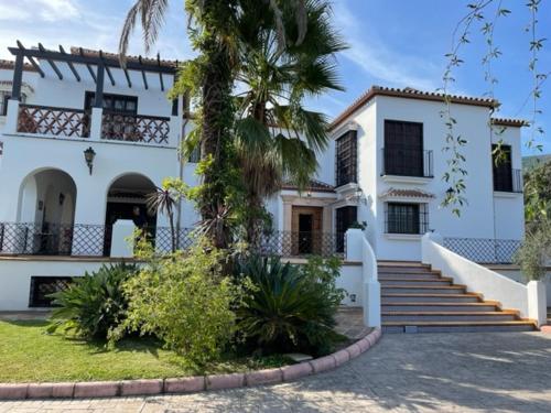 Luxe Hacienda La Campina Met Verwarmd Zwembad En Tennisbaan — Alhaurin El Grande