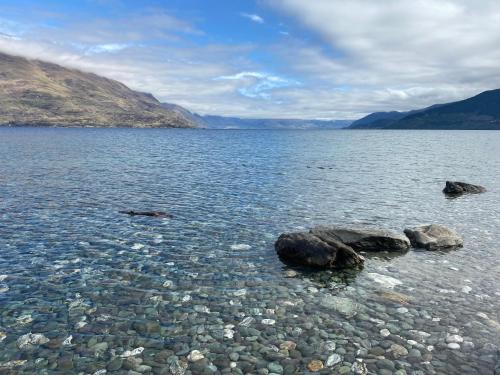 Te Toka Self Contained in Kelvin Heights — 4-Star Luxury Hotel in Queenstown, New Zealand