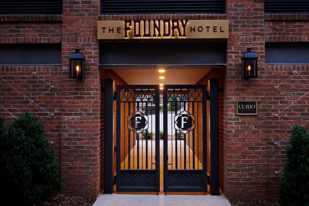 The Foundry Hotel Asheville Curio Collection by Hilton - photo 45