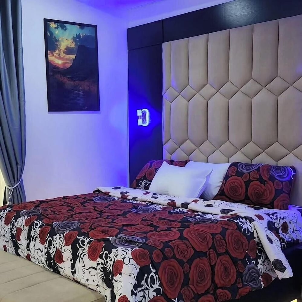 Me Time Residence — 4-Star Luxury Hotel in Enugu, Nigeria