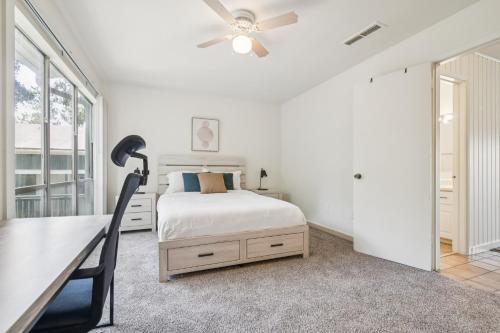 The Trails K256 I Spacious and Comfy 1 Bed 1 Bath — 4-Star Luxury Hotel in Gainesville, United States