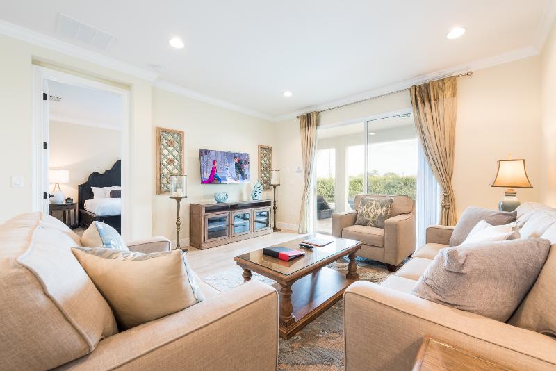 Encore Resort Vacation Homes & Waterpark - photo 32