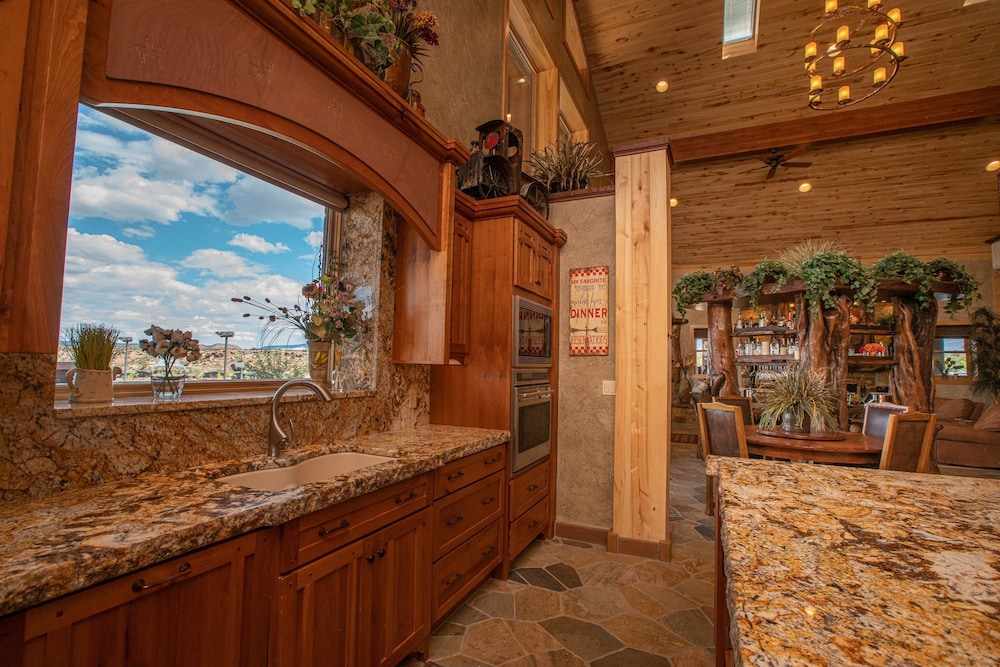 Cougar Ridge Resort LLC - photo 42