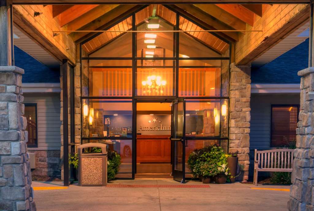 AmericInn by Wyndham Fort Dodge - photo 3