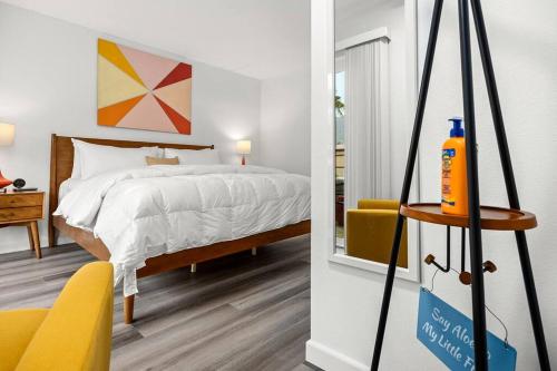 The 1 at Biarritz Remodeled 1 br in Downtown PS — 4-Star Luxury Hotel in Palm Springs, United States