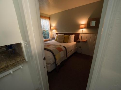 Agate Beach Motel - photo 27