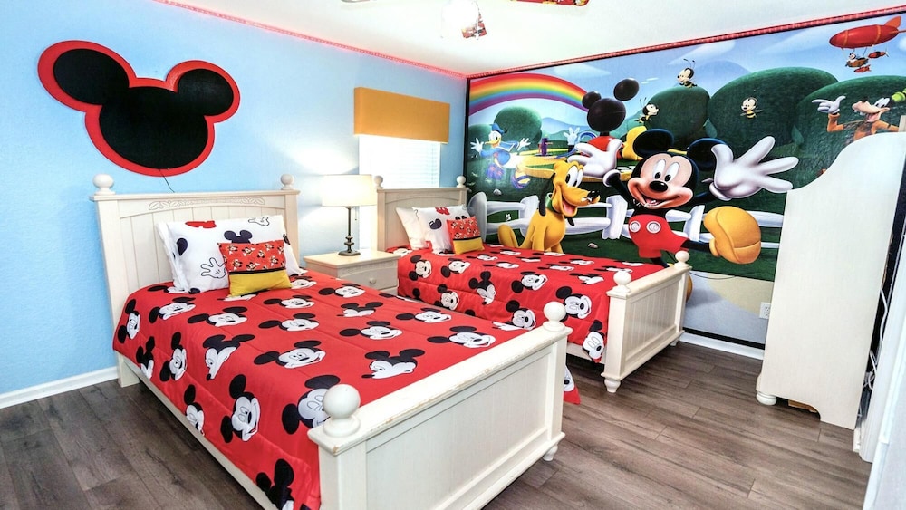 Disney Getaway w Pool Game Room No Rear Neighbor Kissimmee - photo 6