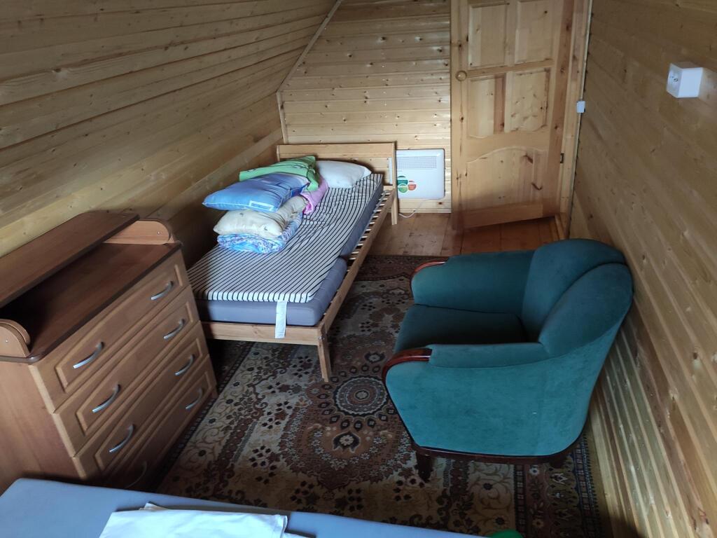 Slide - carbon neutral hotel in Unknown City