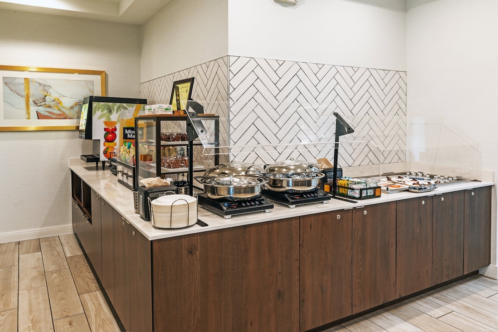 Staybridge Suites Portland by IHG - photo 31