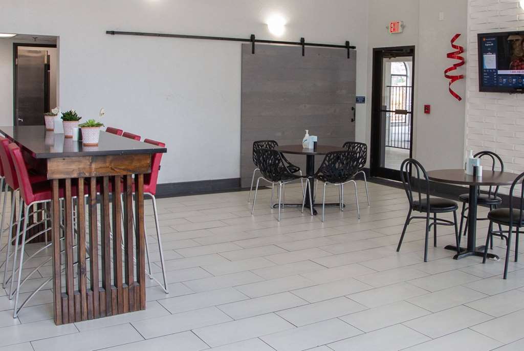 Days Inn by Wyndham Amarillo Medical Center - photo 18