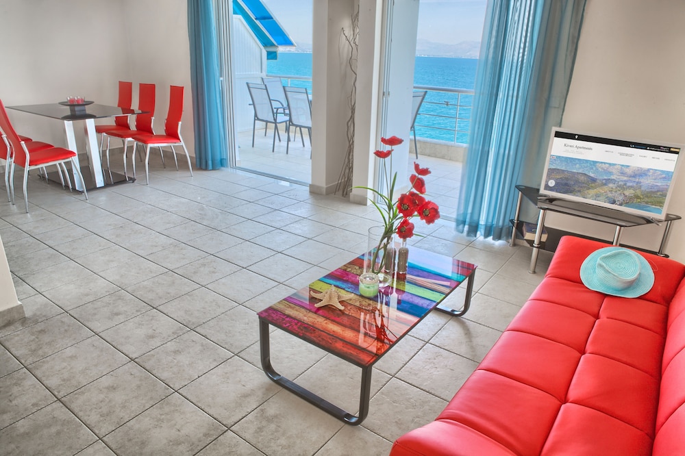 Kiveri Apartments — 4-Star Luxury Hotel in Astros, Greece