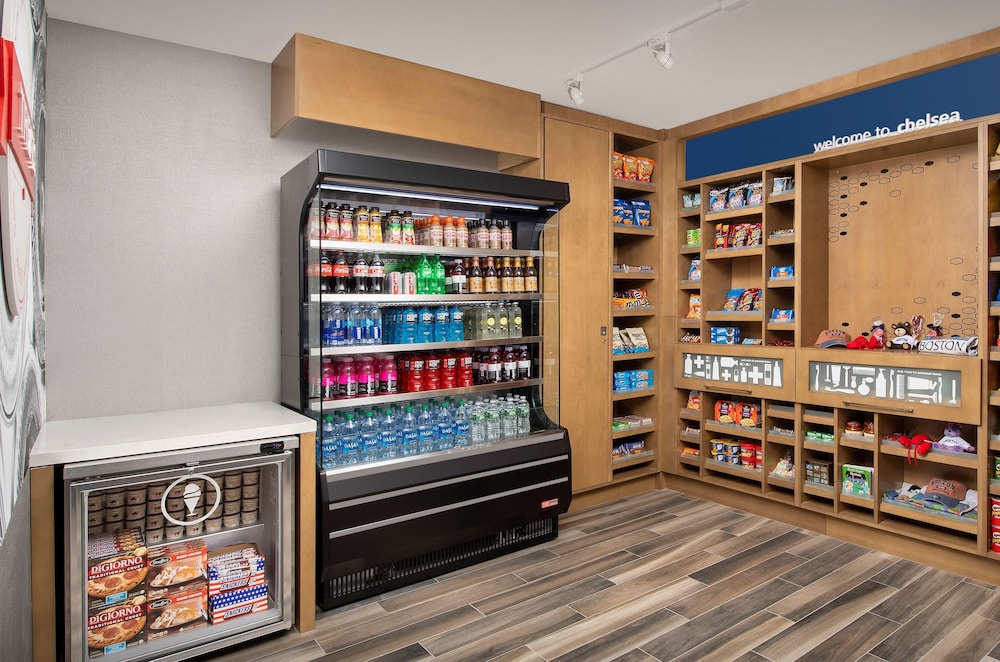 Hampton Inn Boston Logan Airport Chelsea - photo 24