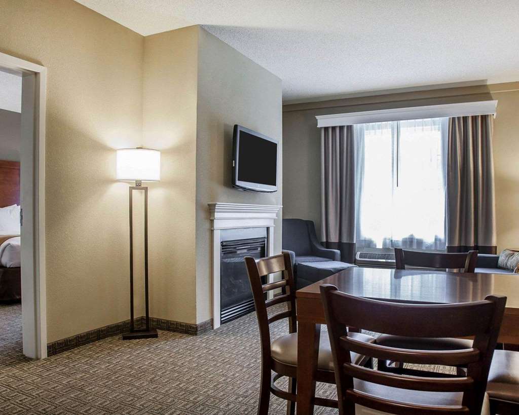 Comfort Inn & Suites Sturbridge Brimfield - photo 30