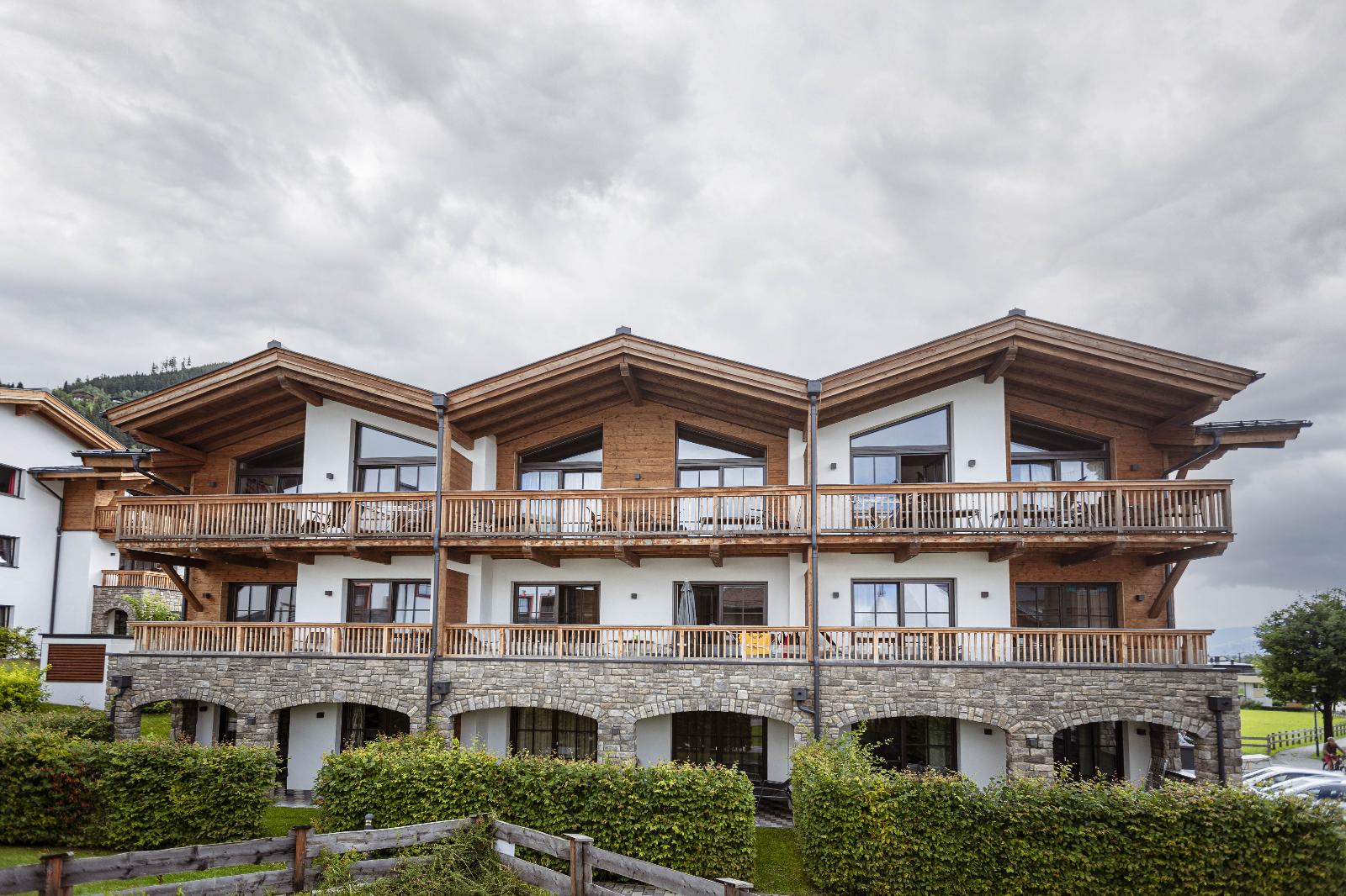 Tauern Suites Mitterwirt TOP 314 — 4-Star Luxury Hotel in Piesendorf, Austria