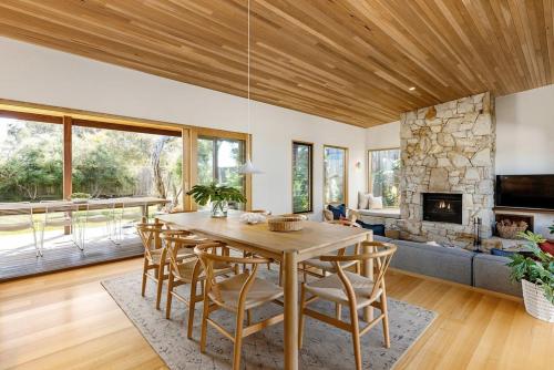 Ivy Tyrone Gas Heated Pool Stunning Renovation — Rye