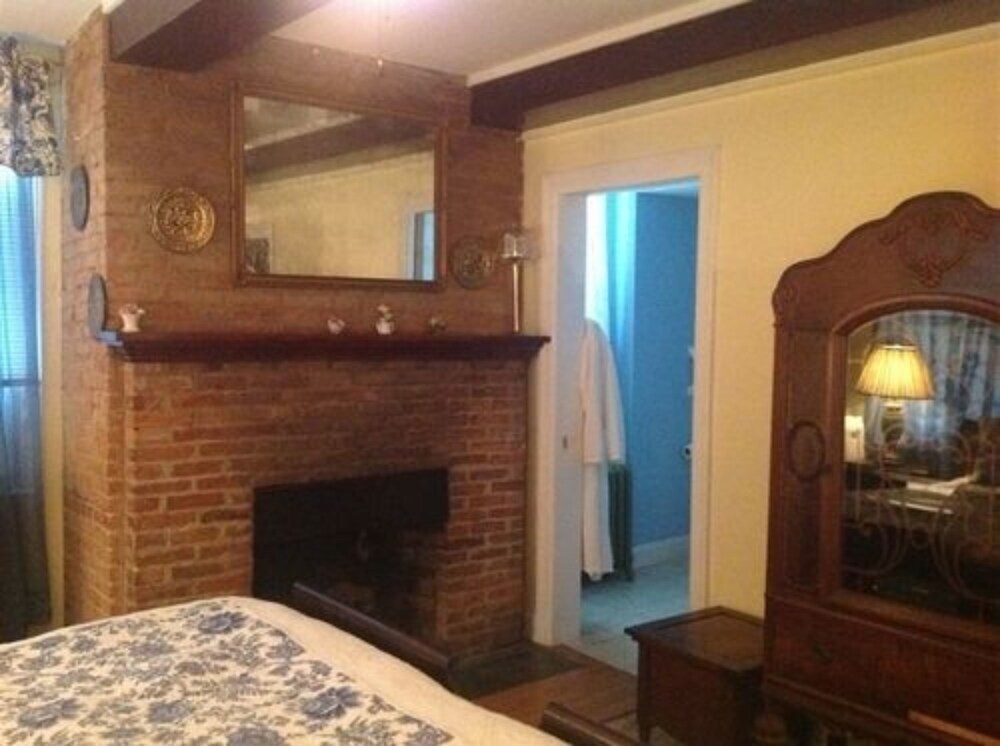 The Red Hook Country Inn - photo 28